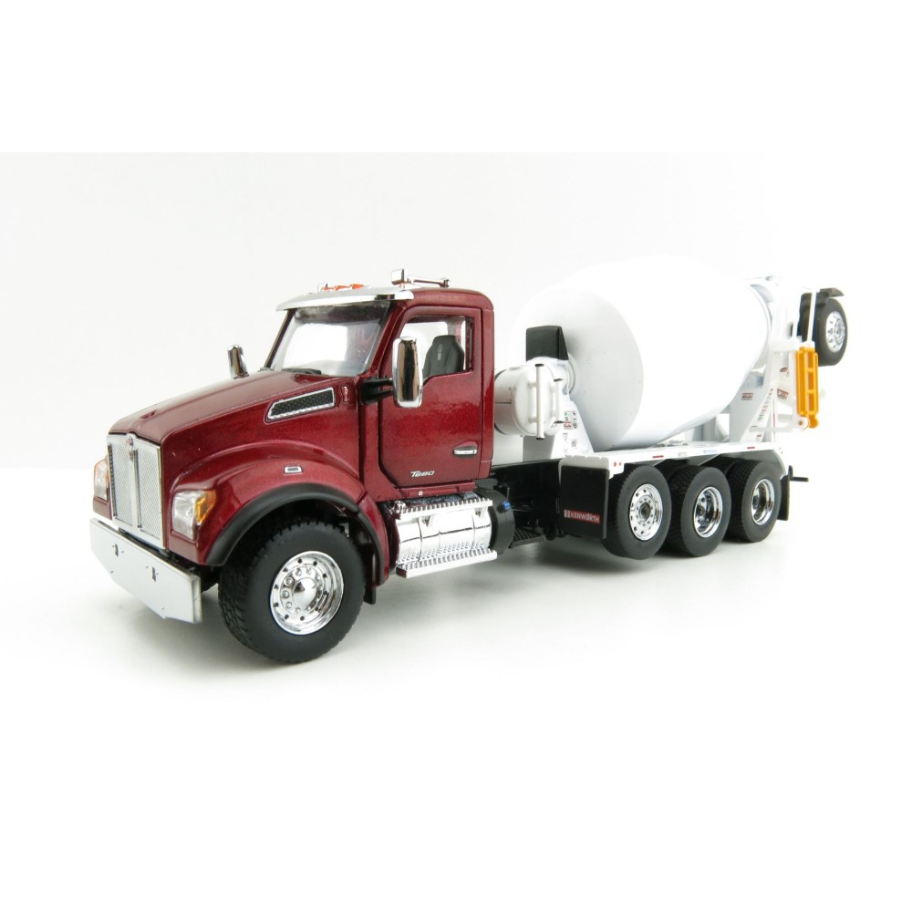 Diecast Masters 71062 - Kenworth T880 SBFA Red Cement Mixer McNeilus BridgeMaster Mixer   - Scale 1:50