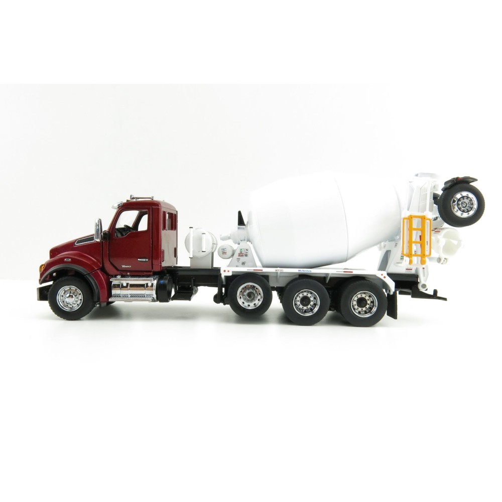 Diecast Masters 71062 - Kenworth T880 SBFA Red Cement Mixer McNeilus BridgeMaster Mixer   - Scale 1:50
