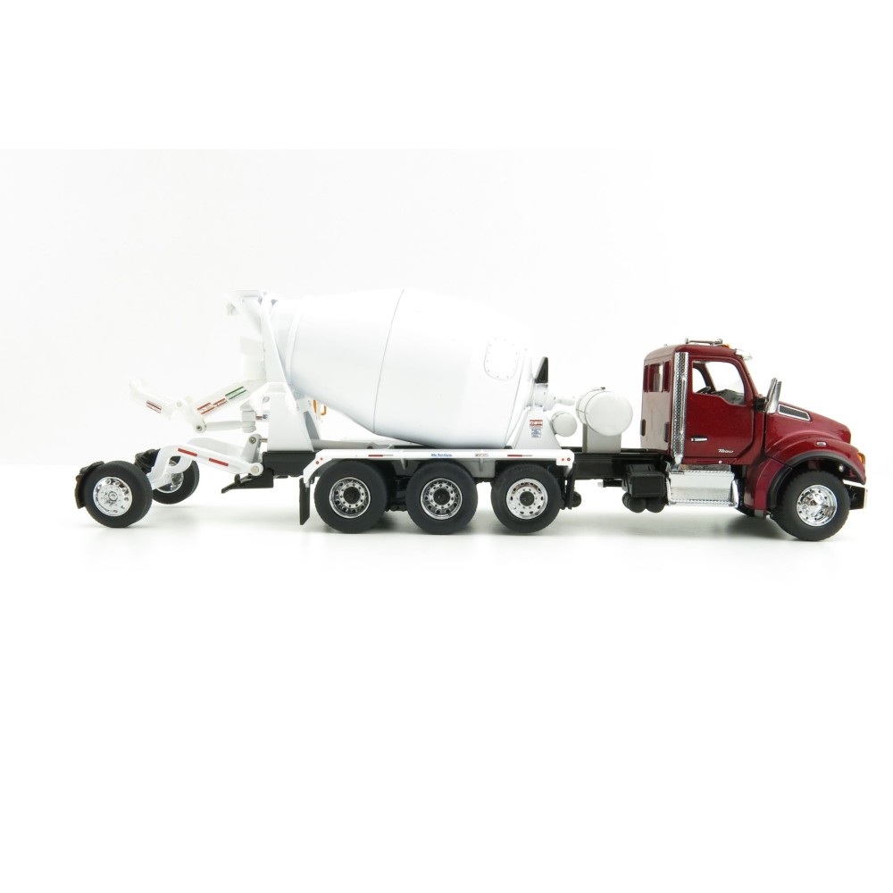Diecast Masters 71062 - Kenworth T880 SBFA Red Cement Mixer McNeilus BridgeMaster Mixer   - Scale 1:50