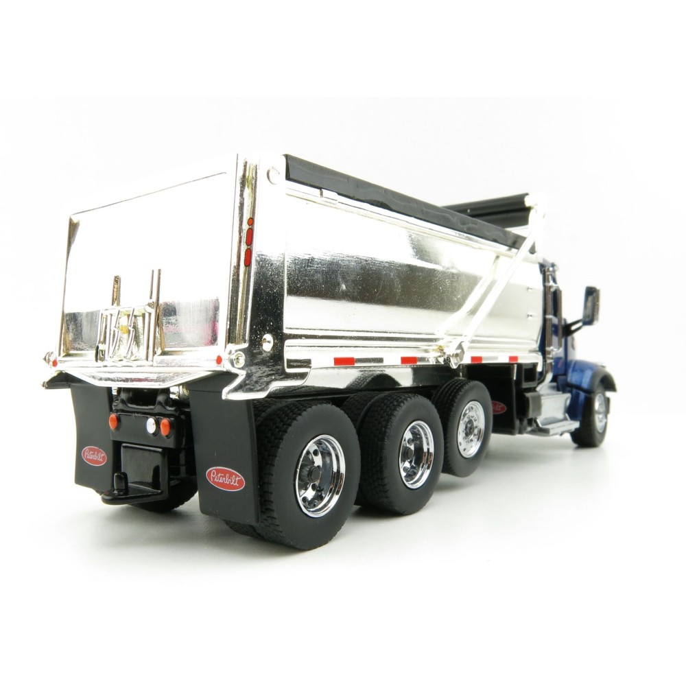 Diecast Masters 71073 - Peterbilt 567 Dump Truck Blue with Chromed Dump Body  - Scale 1:50