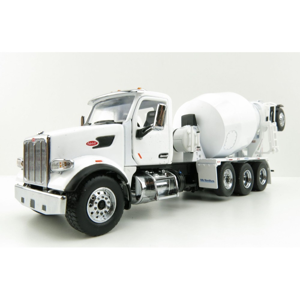 Diecast Masters 71074 - Peterbilt 579 Truck White with McNeilus Bridgemaster Concrete Mixer  - Scale 1:50