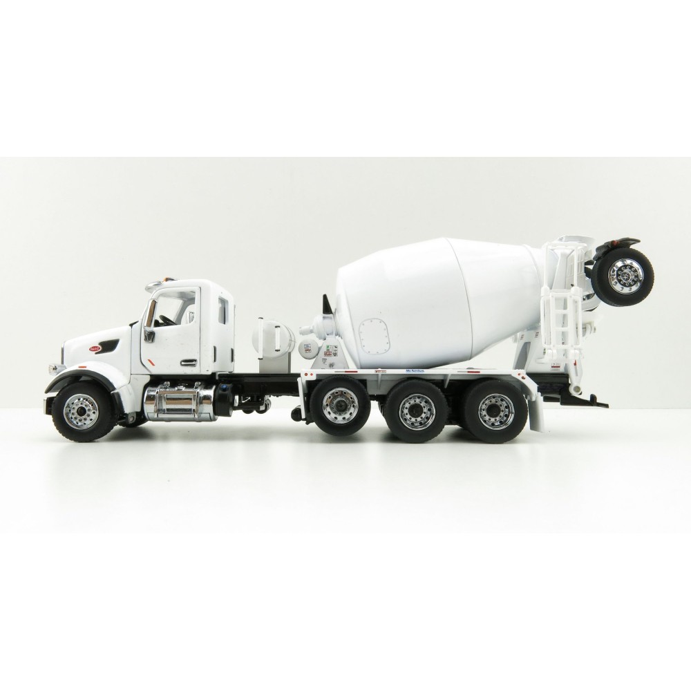 Diecast Masters 71074 - Peterbilt 579 Truck White with McNeilus Bridgemaster Concrete Mixer  - Scale 1:50