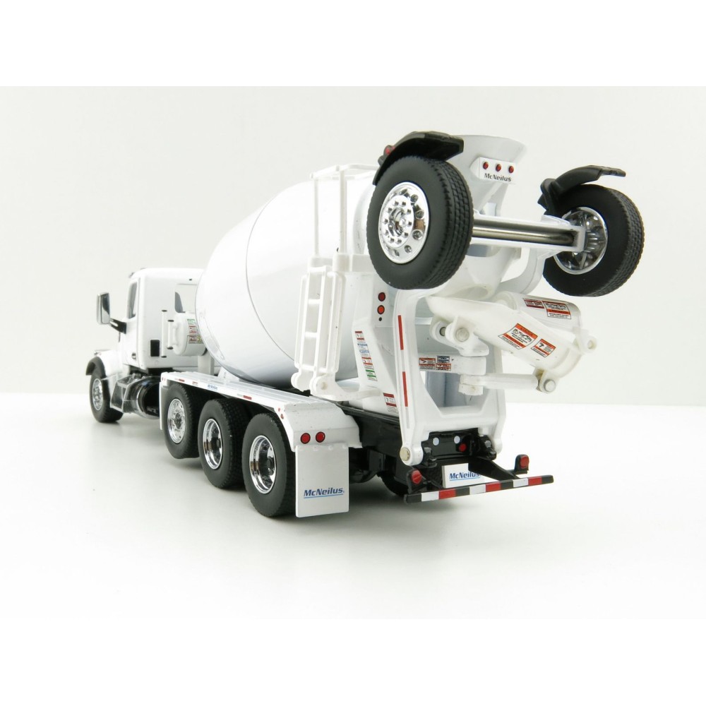Diecast Masters 71074 - Peterbilt 579 Truck White with McNeilus Bridgemaster Concrete Mixer  - Scale 1:50
