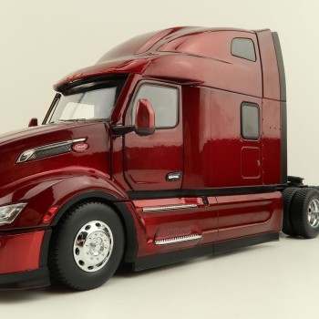 Diecast Masters 71091 - Peterbilt Model 579 UltraLoft Prime Mover Truck - Scale 1:32 