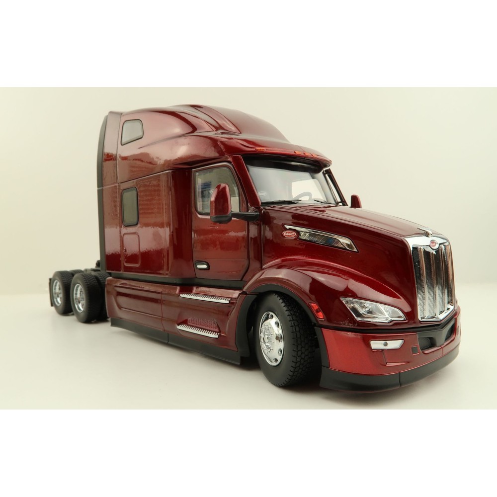 Diecast Masters 71091 - Peterbilt Model 579 UltraLoft Prime Mover Truck - Scale 1:32 
