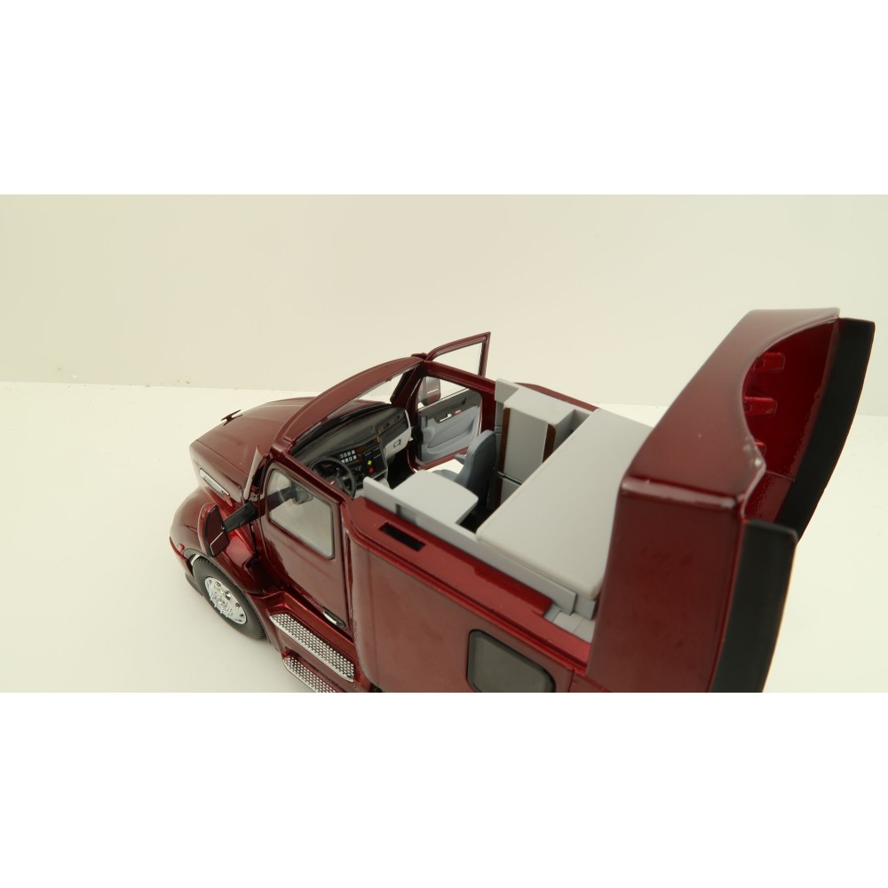 Diecast Masters 71091 - Peterbilt Model 579 UltraLoft Prime Mover Truck - Scale 1:32 