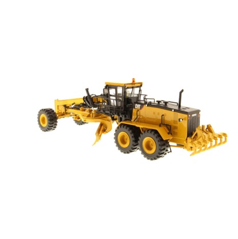 Diecast Masters 85264C - Caterpillar Cat 24M Motor Grader Core Classic - Scale 1:50