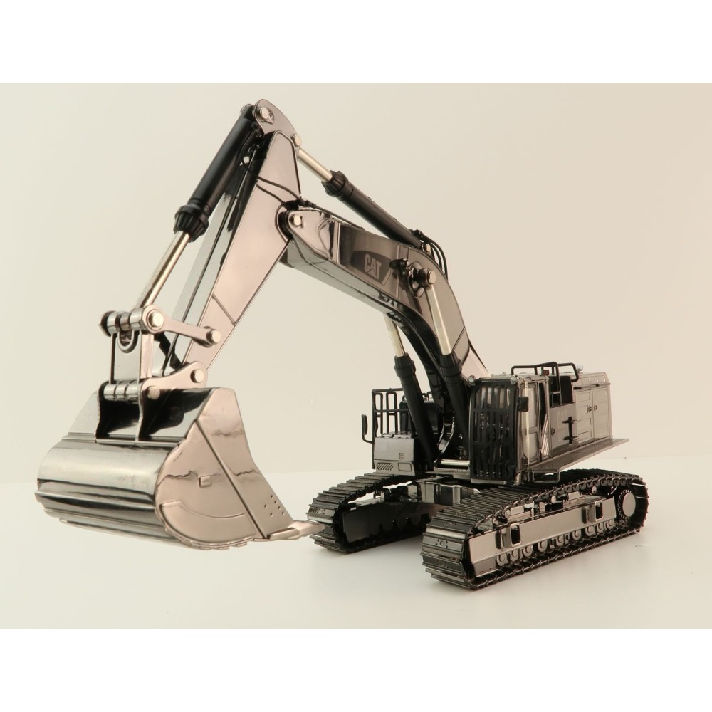 Diecast Masters 85547 - Caterpillar CAT 390F L Hydraulic Excavator Gunmetal Chrome Commemorative Series - Scale 1:50