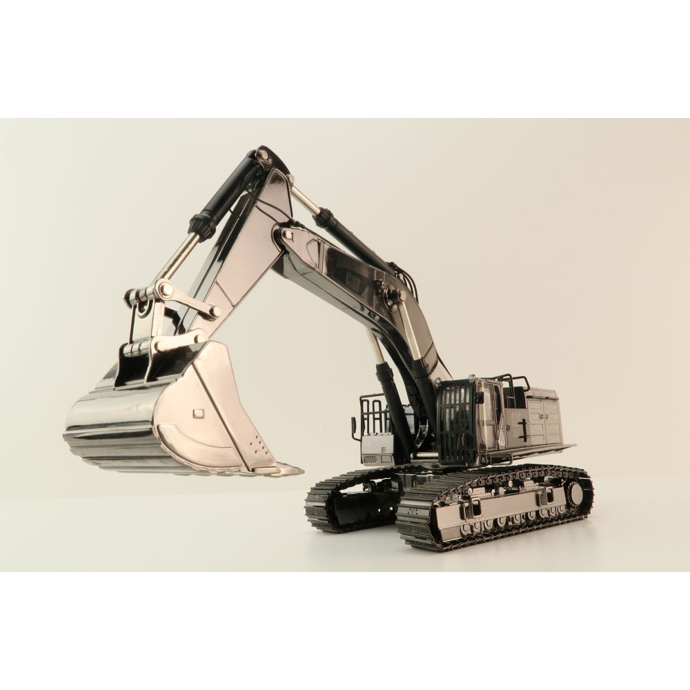 Diecast Masters 85547 - Caterpillar CAT 390F L Hydraulic Excavator Gunmetal Chrome Commemorative Series - Scale 1:50