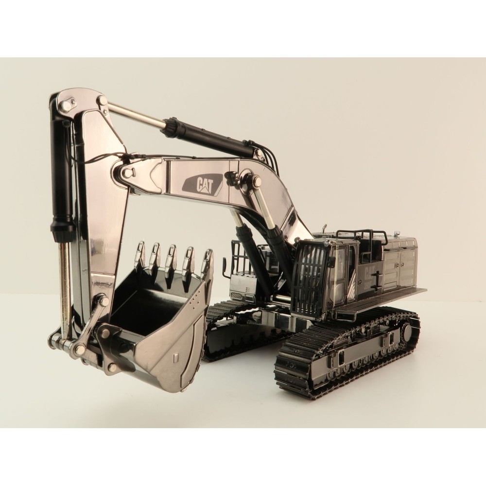 Diecast Masters 85547 - Caterpillar CAT 390F L Hydraulic Excavator Gunmetal Chrome Commemorative Series - Scale 1:50