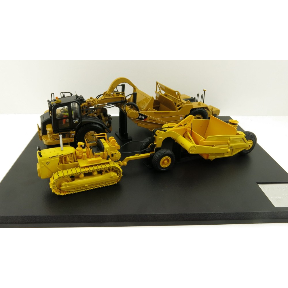 Diecast Masters 85563 - Caterpillar D7C/70 and CAT 621K Motor Scraper Evolution Series New 2022 - Scale 1:50