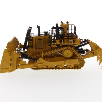Diecast Masters 85604 - Caterpillar CAT D11 Fusion Track Type Tractor Dozer High Line - Scale 1:50
