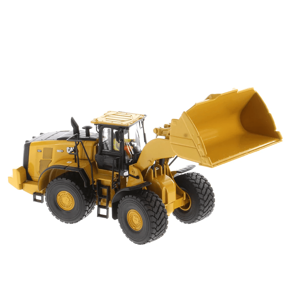 Diecast Masters 85685 - Caterpillar CAT 982 XE Wheel Loader High Line - Scale 1:50