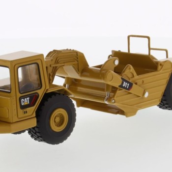 Diecast Masters 85695 - Caterpillar CAT 611 Wheel Tractor Scraper - Scale 1:64