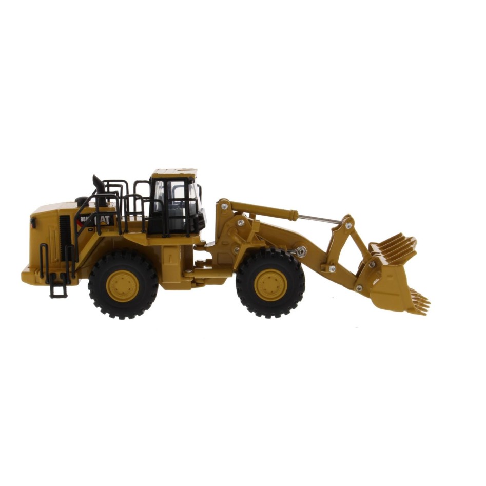 Diecast Masters 85697 - Caterpillar CAT 988H Wheel Loader - Scale 1:64