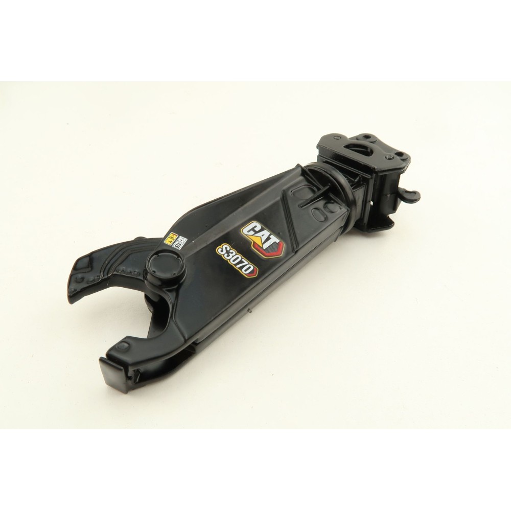 Diecast Masters 85709 - Caterpillar CAT 395 GP Large Hydraulic Excavator & 2 Work Tools - Scale 1:50 