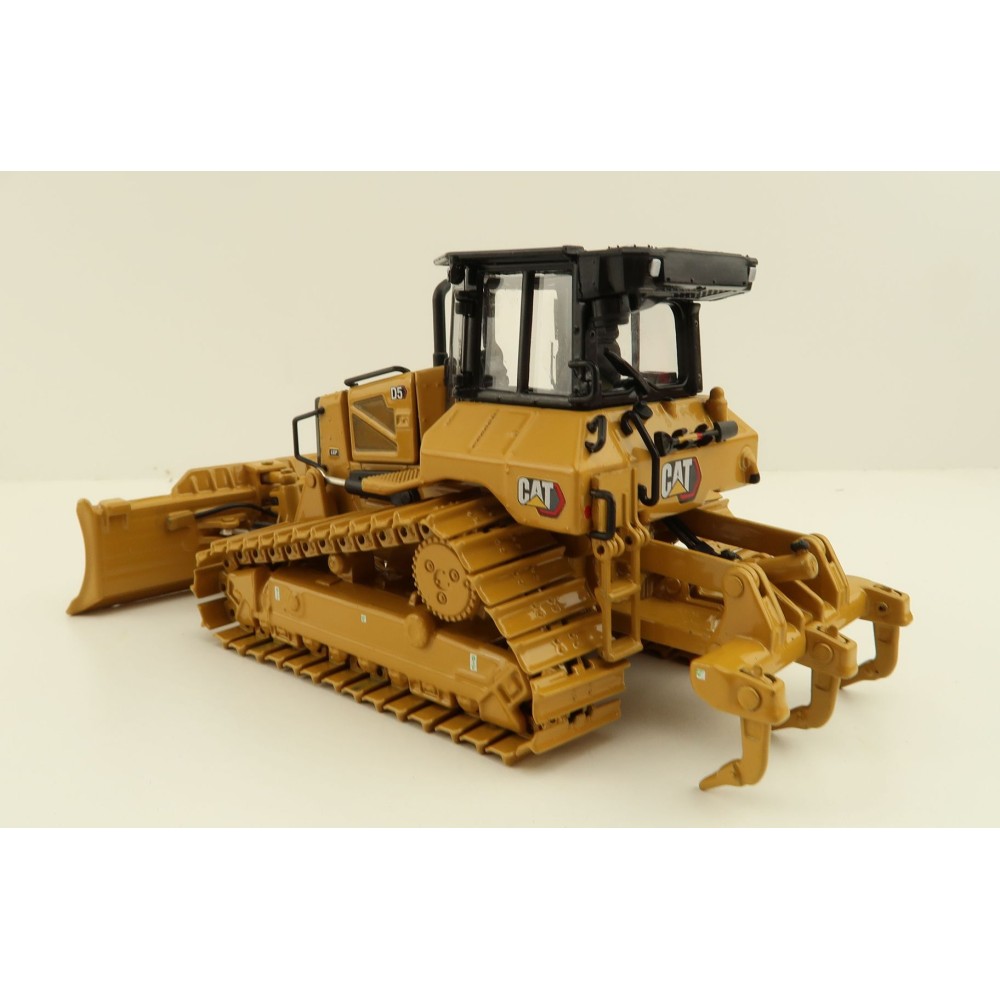 Diecast Masters 85951 - Caterpillar CAT D5 LGP VPAT Track-Type Tractor Dozer High Line - Scale 1:50