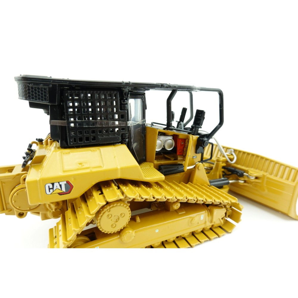 Diecast Masters 85952 - Caterpillar CAT D5 LGP Fire Track-Type Tractor Dozer High Line - Scale 1:50