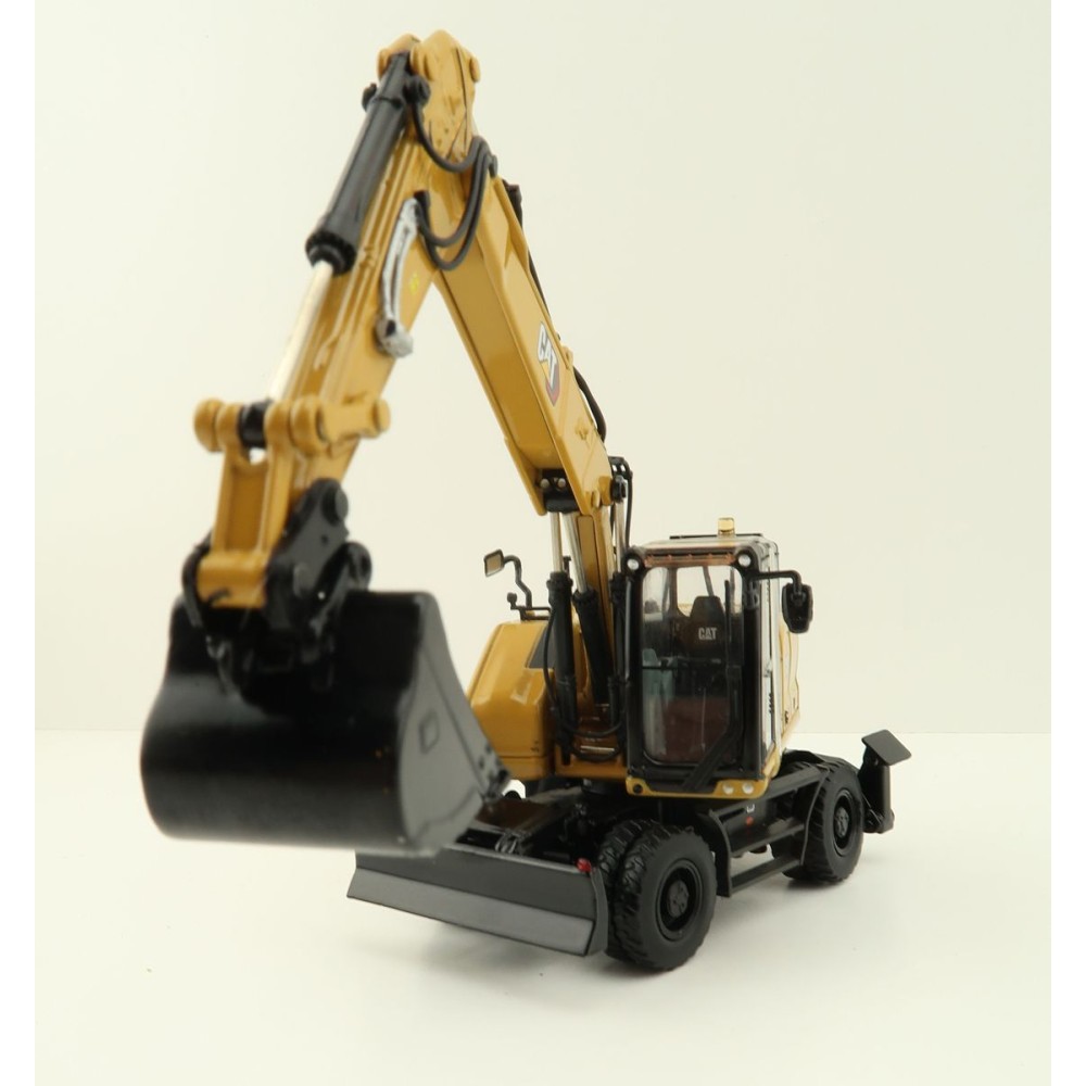 Diecast Masters 85956 - Caterpillar CAT M318 Wheeled Excavator & Attachments High Line - Scale 1:50
