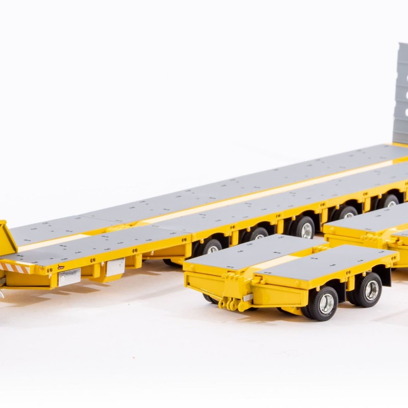 Drake ZT09073AB AUSTRALIAN Heavy Haulage Drake 7x8 Steerable Trailer with 2x8 Dolly & Accessory Set Chrome Yellow  - Scale 1:50