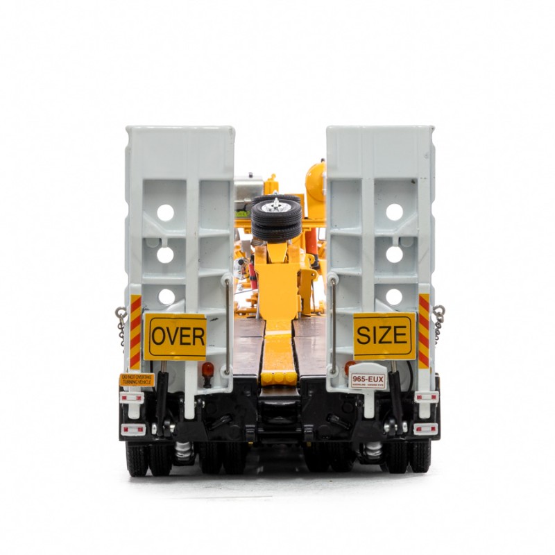 Drake ZT09315 AUSTRALIAN Heavy Haulage Drake 7x8 Steerable Trailer with 2x8 Dolly Big Hill Cranes - Scale 1:50