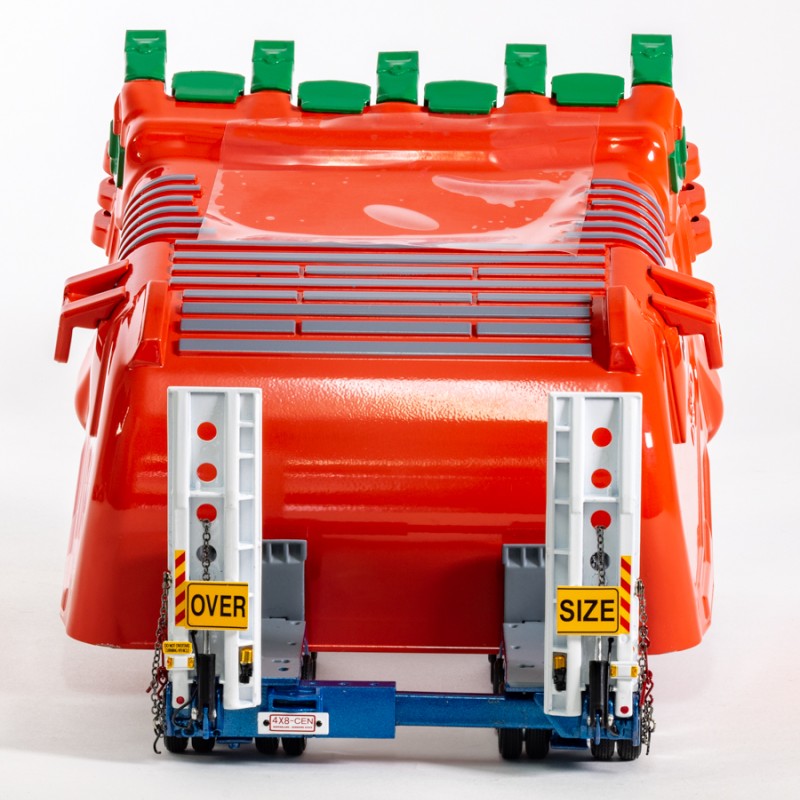 Drake ZT09328 Drake 2x8 Dolly and 4x8 Dragline Bucket Trailer with ESCO Bucket Centurion - Scale 1:50