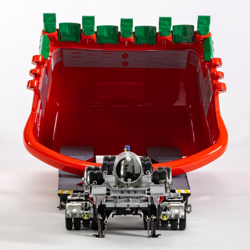 Drake ZT09329 Drake 2x8 Dolly and 4x8 Dragline Bucket Trailer with ESCO Bucket NHH - Scale 1:50