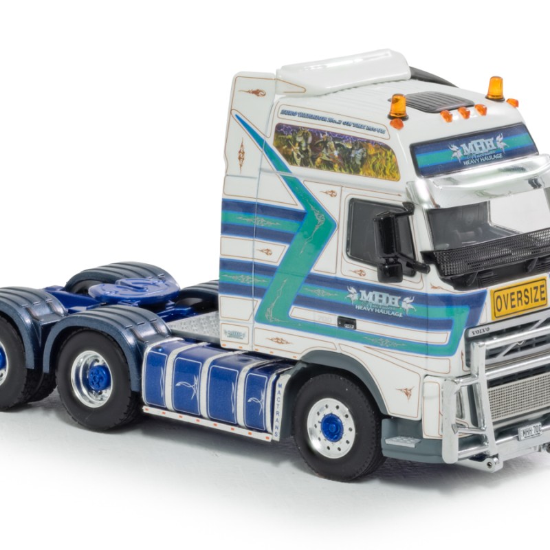 Drake Z01649 Australian Volvo FH4 Globetrotter 6x4 Truck Mactrans Euro Warrior 2 - Scale 1:50