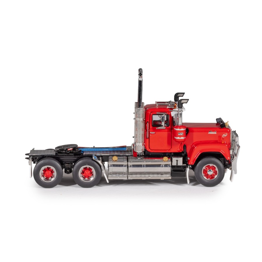 Drake Collectibles Z01682 - Mack Superliner Day Cab 6x4 Prime Mover Series 1 Red Black - Scale 1:50