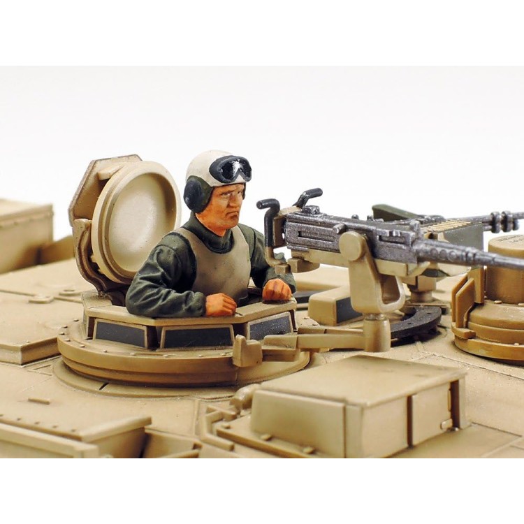Tamiya T32592  - M1A2 Abrams Tank Plastic Model Kit - Scale 1:48