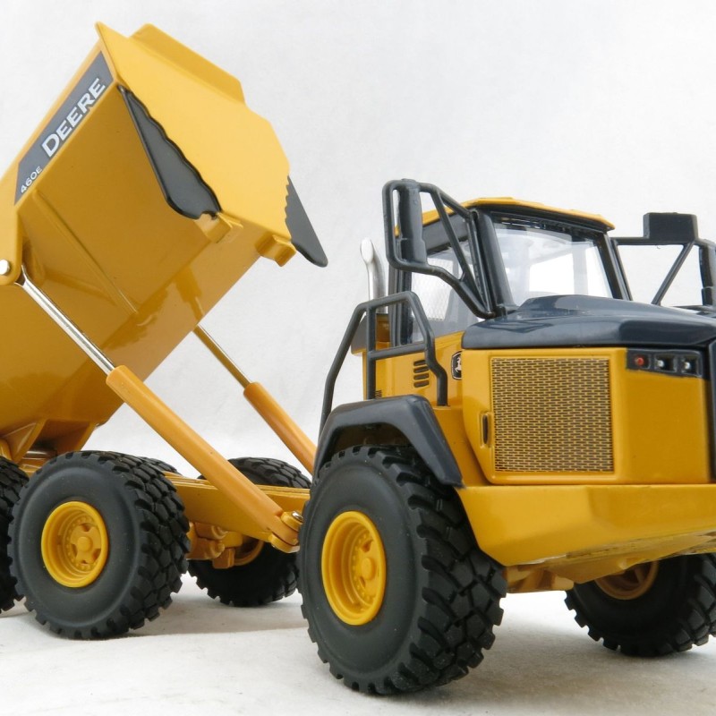 Ertl 45366 - John Deere 460E Articulated Dump Truck - Scale 1:50