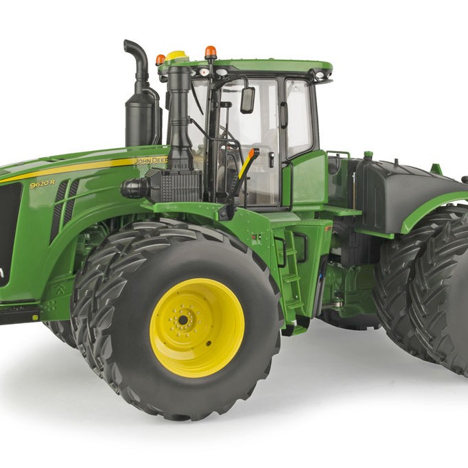 Ertl 45508 - John Deere 9620R 4WD Articulated Tractor with Doubles - Prestige Collection - Scale 1:16