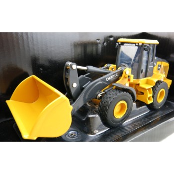 Ertl 45702 - John Deere 544L Four Wheel Loader - Prestige Collection - Scale 1:50