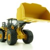 Ertl 45717 - John Deere 844L Aggregate Handler Wheel Loader - Prestige Collection - Scale 1:50