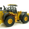 Ertl 45717 - John Deere 844L Aggregate Handler Wheel Loader - Prestige Collection - Scale 1:50
