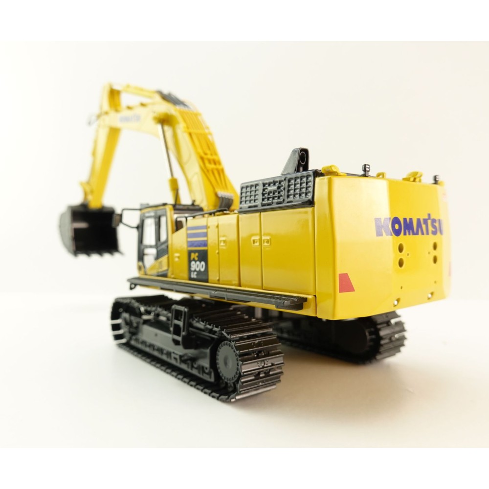 First Gear 50-3500 Large Komatsu PC900LC-11 Tracked Excavator Scale 1:50