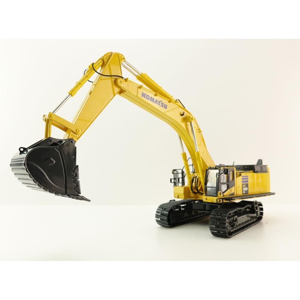 First Gear 50-3500 Large Komatsu PC900LC-11 Tracked Excavator Scale 1:50