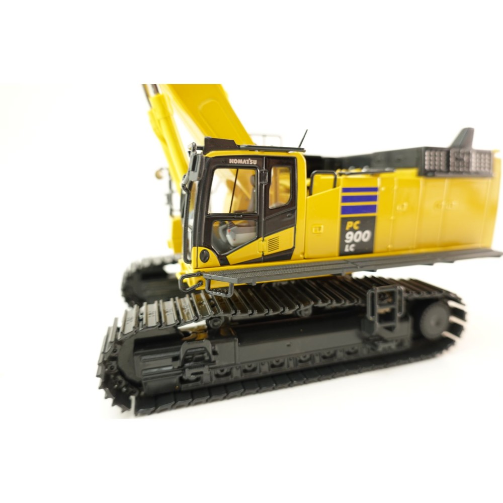First Gear 50-3500 Large Komatsu PC900LC-11 Tracked Excavator Scale 1:50