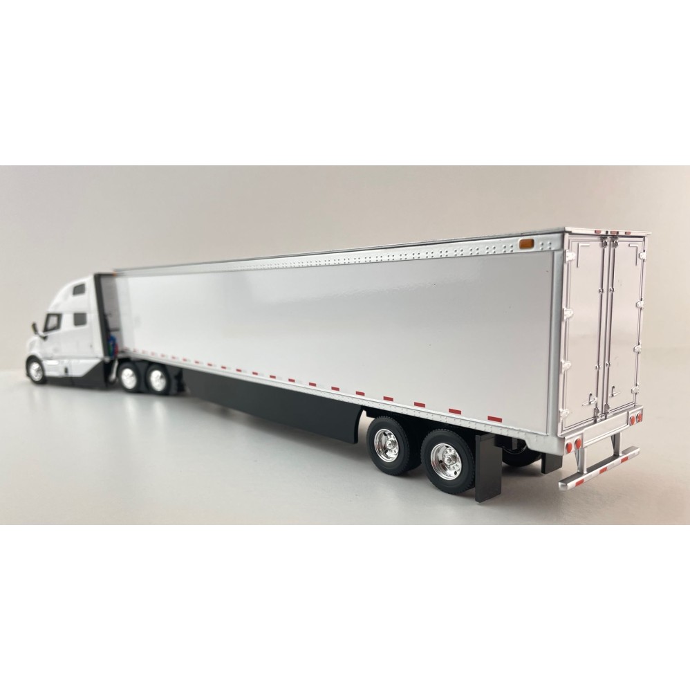 First Gear 50-3501 Volvo VNL 860 High-Roof Sleeper Truck with 53' Trailer with Skirts White 1:50 Scale