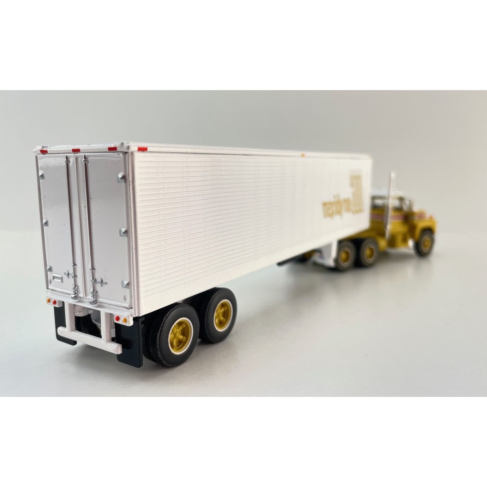 First Gear 60-2022 Mack R-Model Day Cab Truck with Vintage Box Trailer 125 Years Mack Anniversary - Scale 1:64