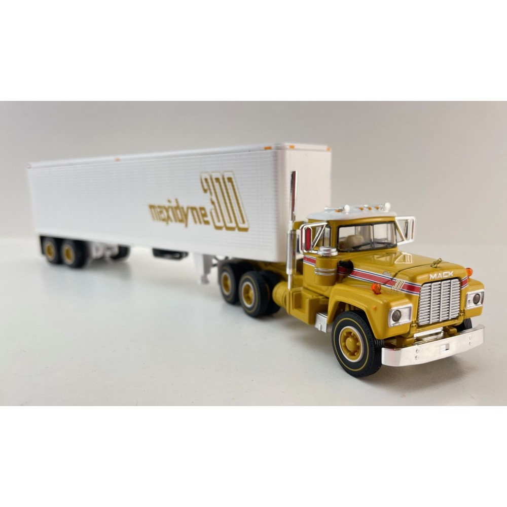 First Gear 60-2022 Mack R-Model Day Cab Truck with Vintage Box Trailer 125 Years Mack Anniversary - Scale 1:64