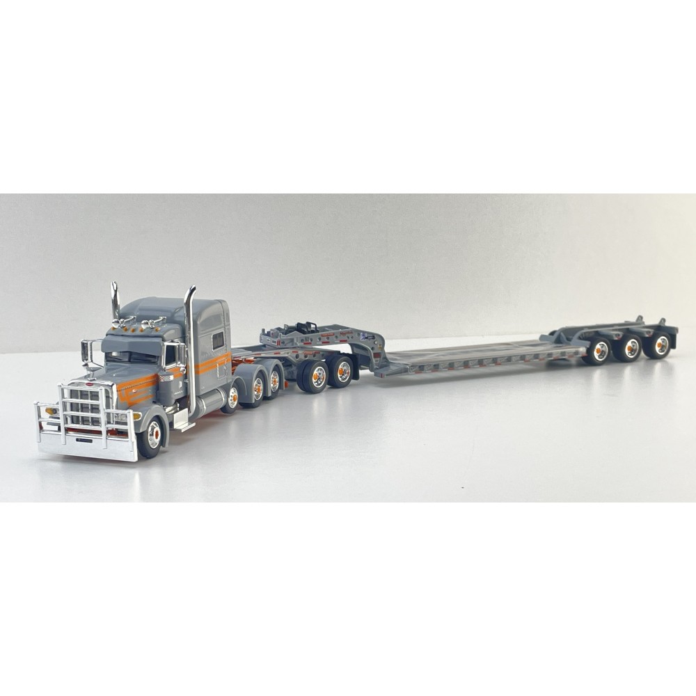 First Gear 60-2286 Peterbilt Model 389 Truck with Lowboy Trailer with Jeep - Capitola Trucking - Scale 1:64
