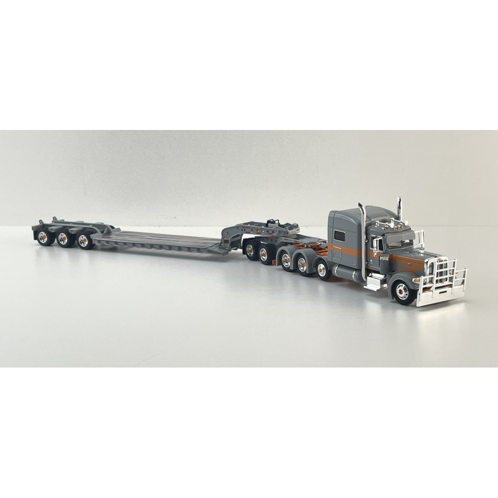 First Gear 60-2286 Peterbilt Model 389 Truck with Lowboy Trailer with Jeep - Capitola Trucking - Scale 1:64