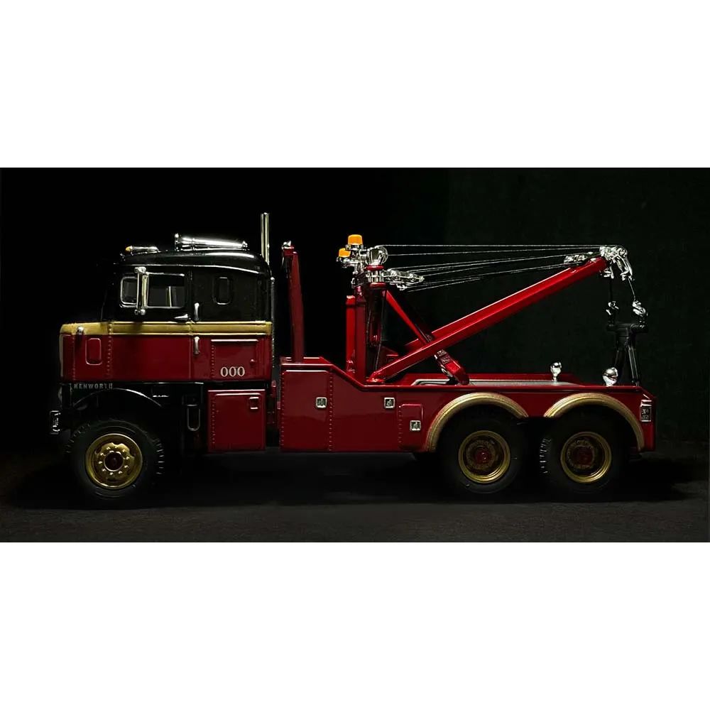 First Gear 18-4277 1953 Kenworth Bullnose Wrecker 30th Anniversary Black, Red & Gold - Scale 1:34