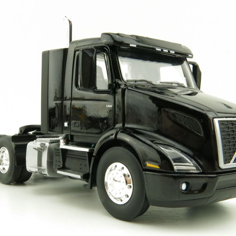 First Gear 50-3363 Volvo VNR 300 Day-Cab 6x4 Prime Mover Sable Black Metallic 1:50 Scale