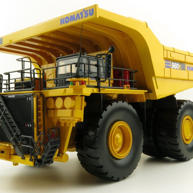 First Gear 50-3415 Komatsu 980E-AT Off Road Dump Truck Mining Diecast Scale 1:50