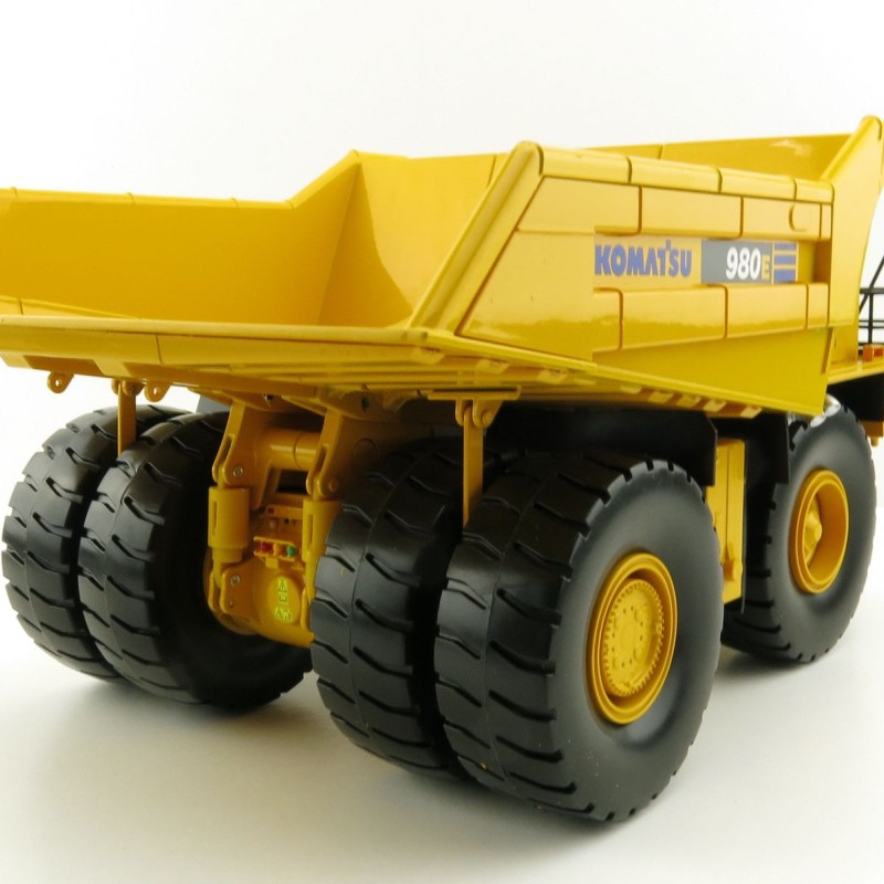 First Gear 50-3415 Komatsu 980E-AT Off Road Dump Truck Mining Diecast Scale 1:50