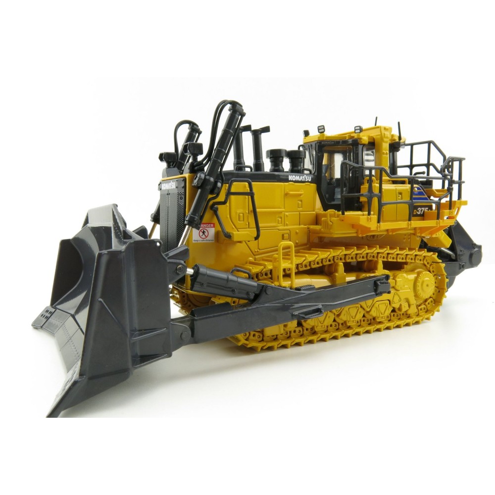 First Gear 50-3426 Komatsu D375A-8 Crawler Dozer with Ripper Scale 1:50 