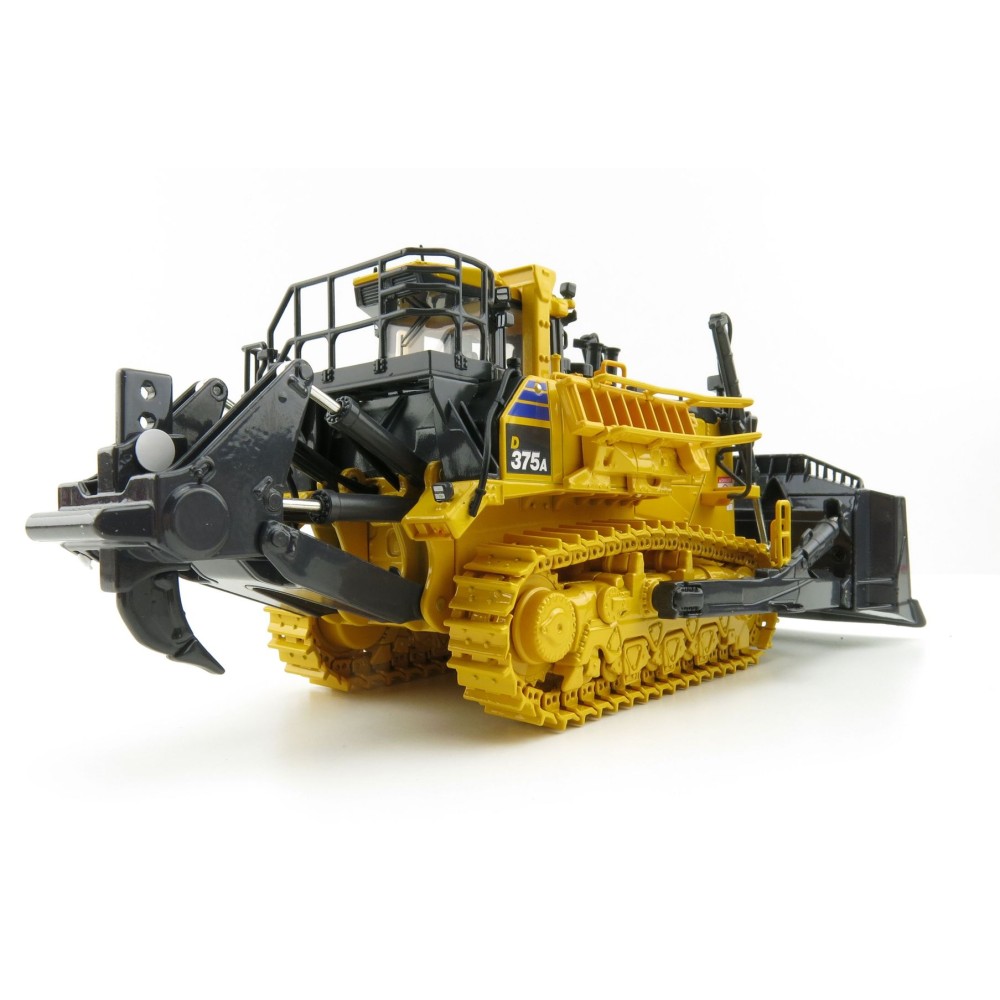 First Gear 50-3426 Komatsu D375A-8 Crawler Dozer with Ripper Scale 1:50 