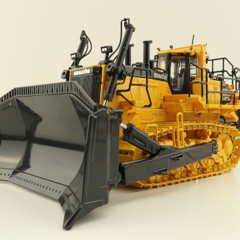 First Gear 50-3482 Komatsu D475A-8 Dozer with Ripper Diecast New 2023 Scale 1:50